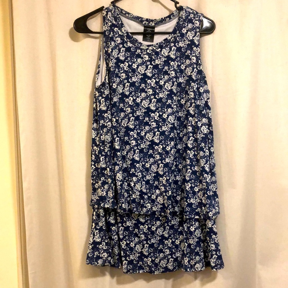 🔹 4 for $30 Agnes and Dora Ruffle Tunic